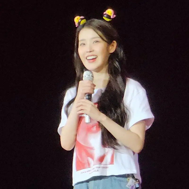 

IU World Tour t-Shirt IU 2024 HEREH Tour Concert Same t Shirts Cotton Unisex Tees Premium Quality