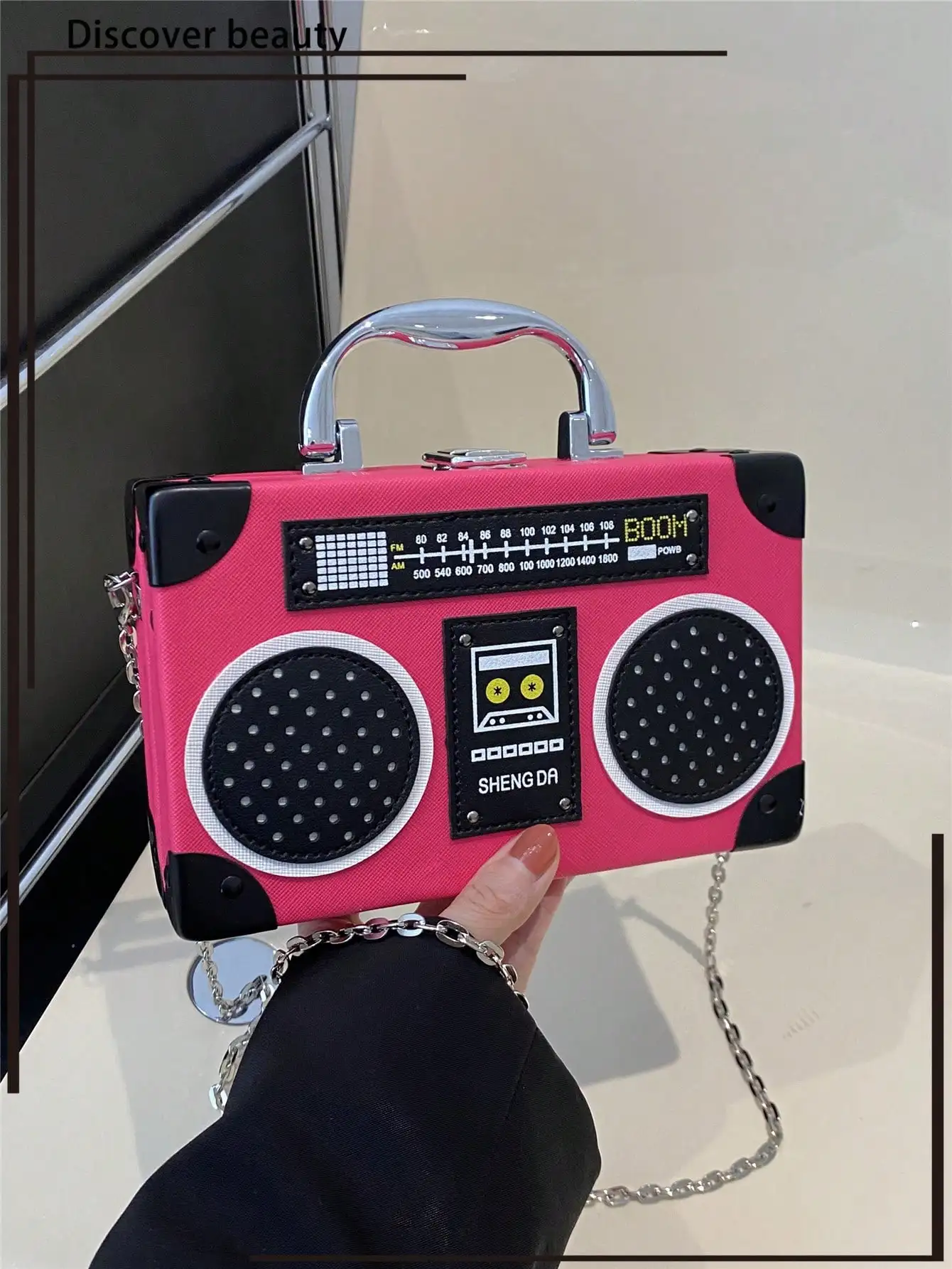 1pc New Arrival Radio Shaped Handbag, Party Stylish Music Element Box Design, Metal Chain Crossbody Bag, Interesting Gift, Street Fashion Personalized Speaker Style Cute Small Bag, Suitable For Women, Home Storage Box , Kawaii
