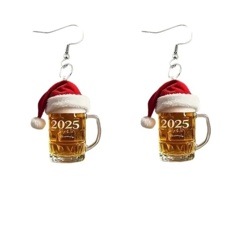 Boucles d'oreilles en acrylique chapeau du Père Noël pour hommes et femmes, verre à bière de Noël, escales festives, chapeau créatif, accessoires d'oreille, 2025