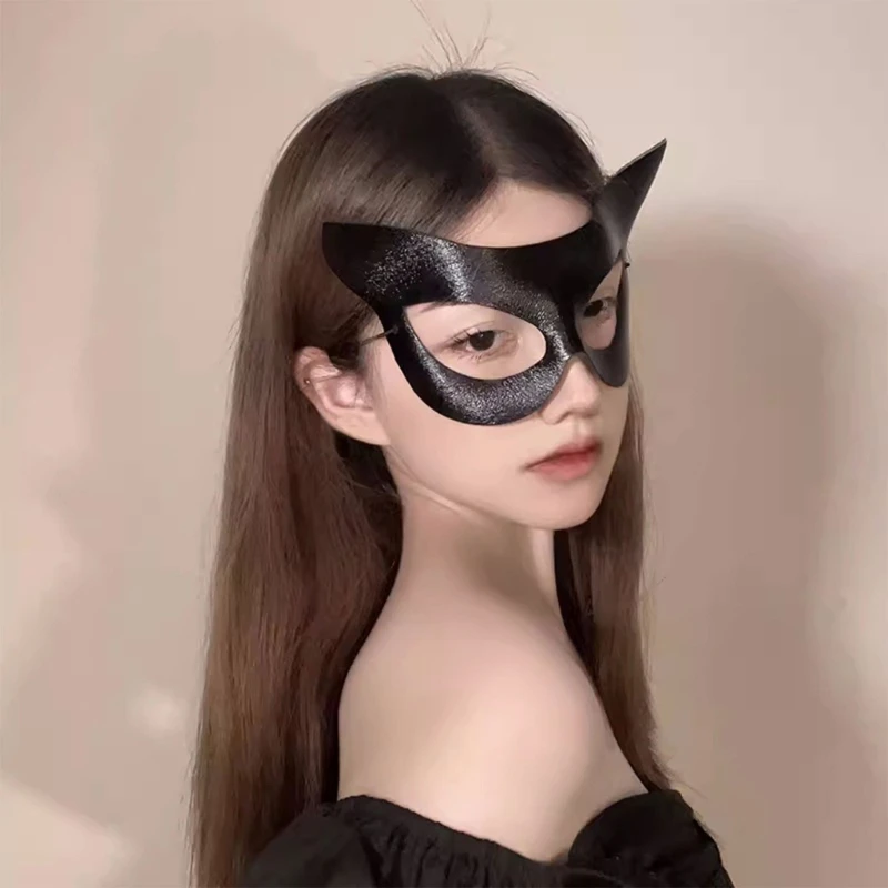 E15F Friendly Plastic Feline Mask Safe Cosplay Event Essential Halloween Celebrations