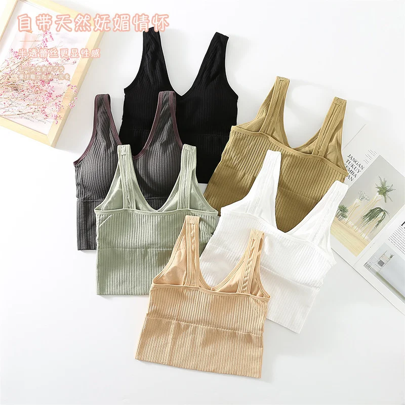 

Sexy Women's Crop Tube Top Seamless Sports Tank Top with Wireless Underwear Padded Bra Bralette Vest for V-Neck Camisole Look