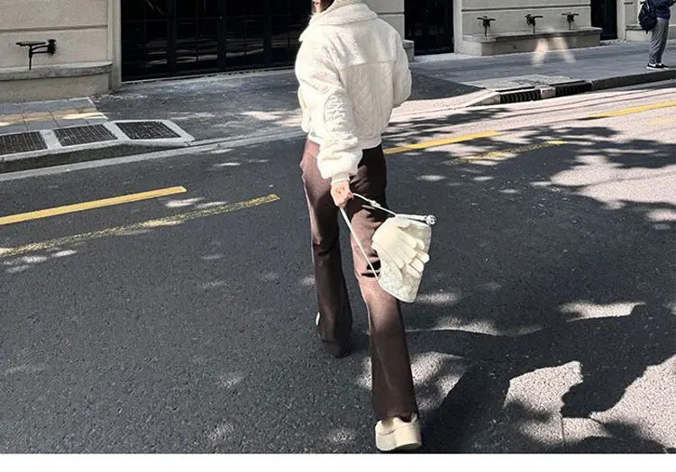 Supplier photo of The Cropped Sherpa Zip Jacket