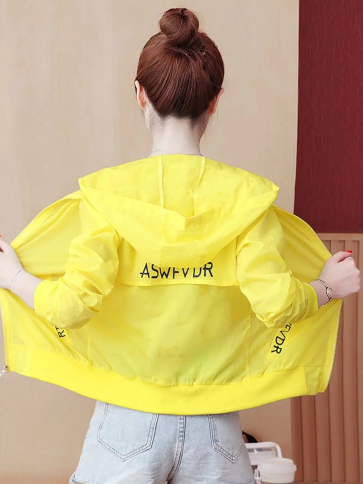 여성용 느슨한 경량 롱 Sve ort 코트 여름 새로운 한국 슬레 모자 볼 게임 Jaet Sun Protection Top