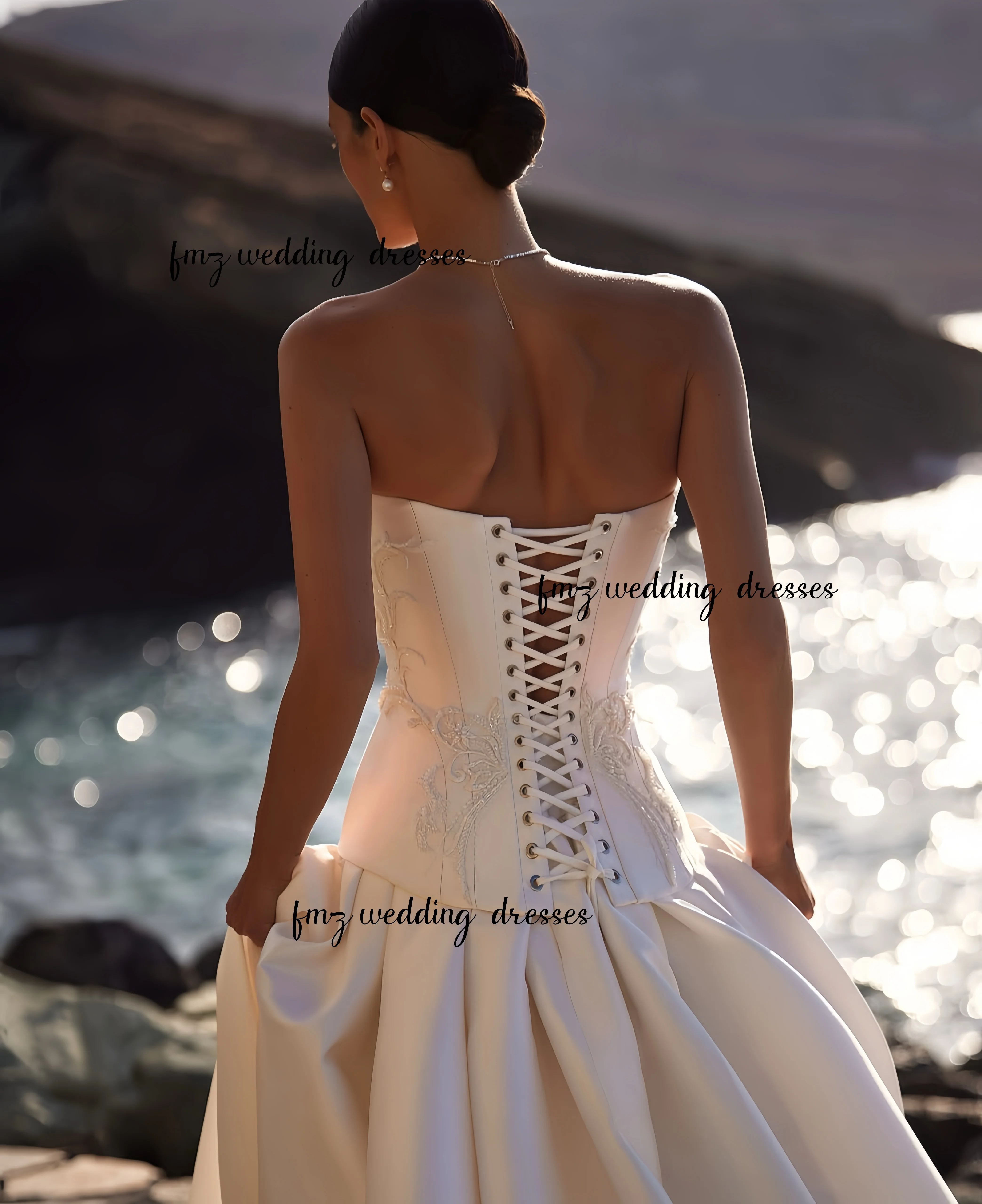 Customzied サテン アップリケ ストラップレス ノースリーブ エレガント ウェディング ドレス Vestidos de novia アマンダ ノビアス アマンダ ノビアス 公式