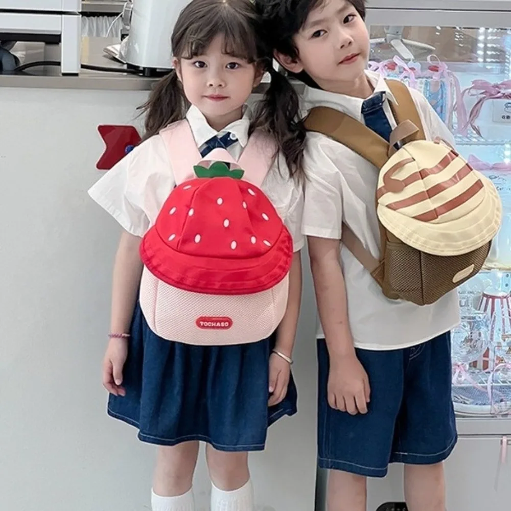 Zaino per bambini con fragola dolce Zaino in stoffa con frutta Cartoon Zaino da viaggio per studenti con doppia spalla di grande capacità