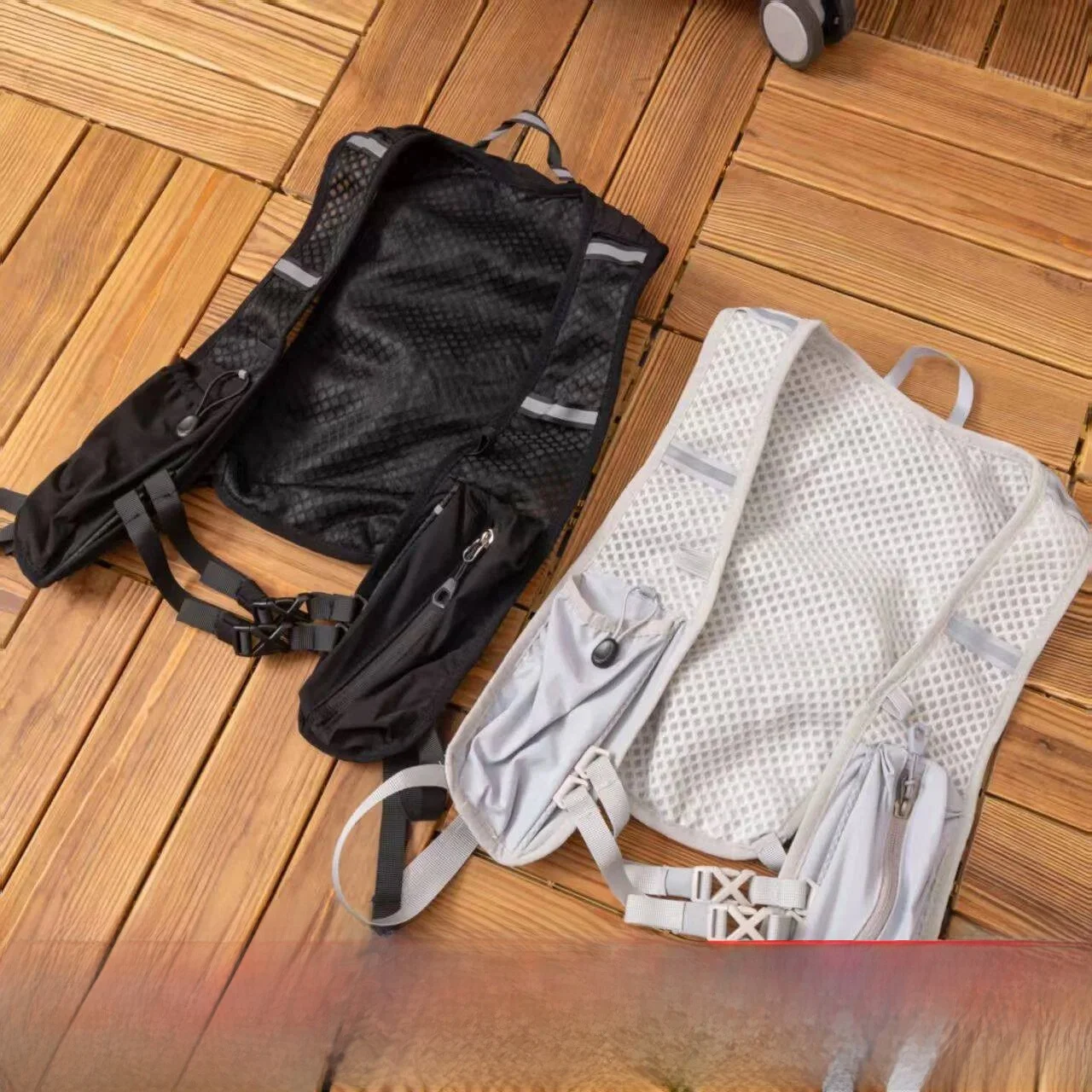 

Reflective Adjustable Multi-Pocket Vest Bag for Sports And Fishing Stream Men's Outdoor Functional Style Backpack Shoulder Bag