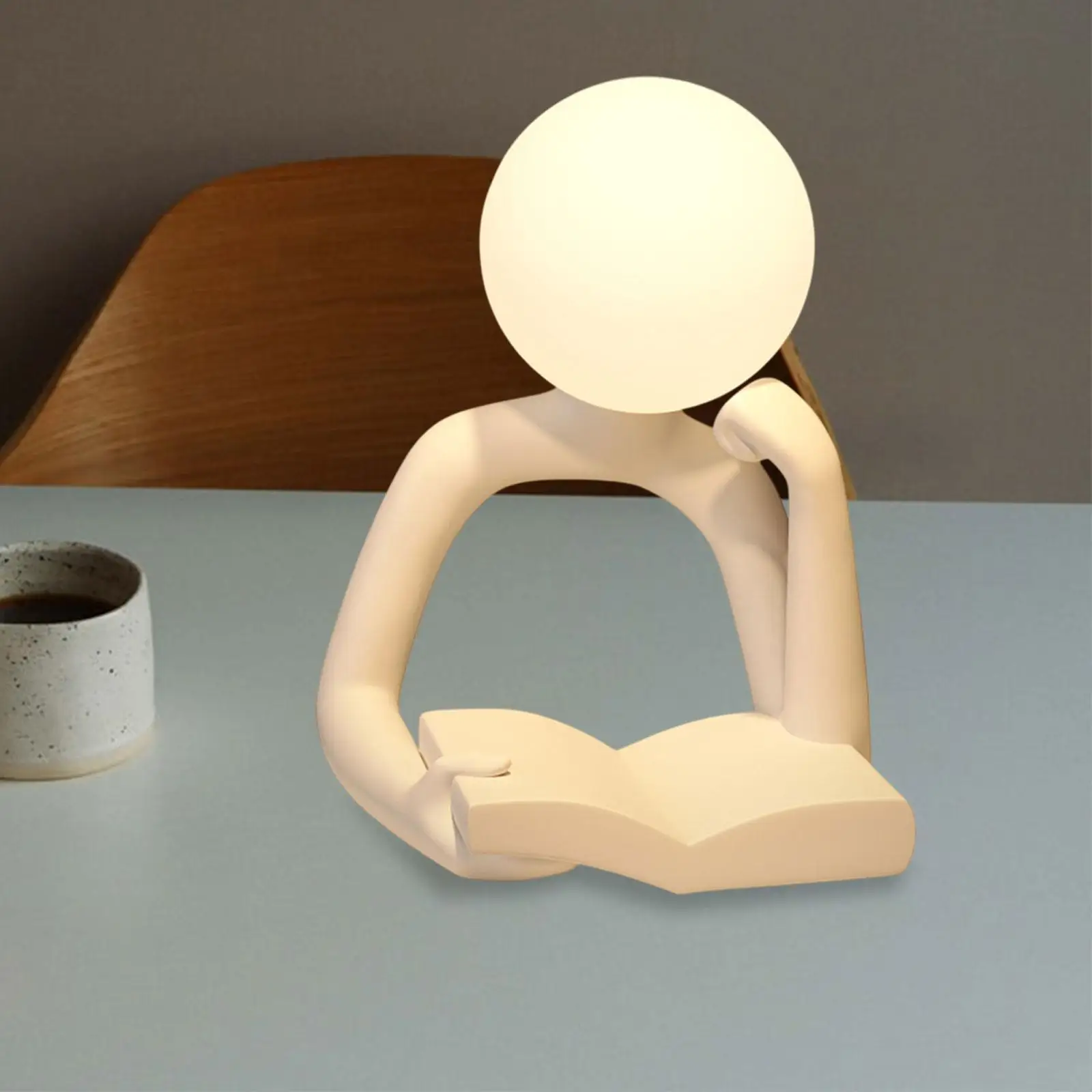 Night Light Figurine Thinker รูปปั้นสําหรับห้องนั่งเล่นพิธีขึ้นบ้านใหม่เดสก์ท็อป