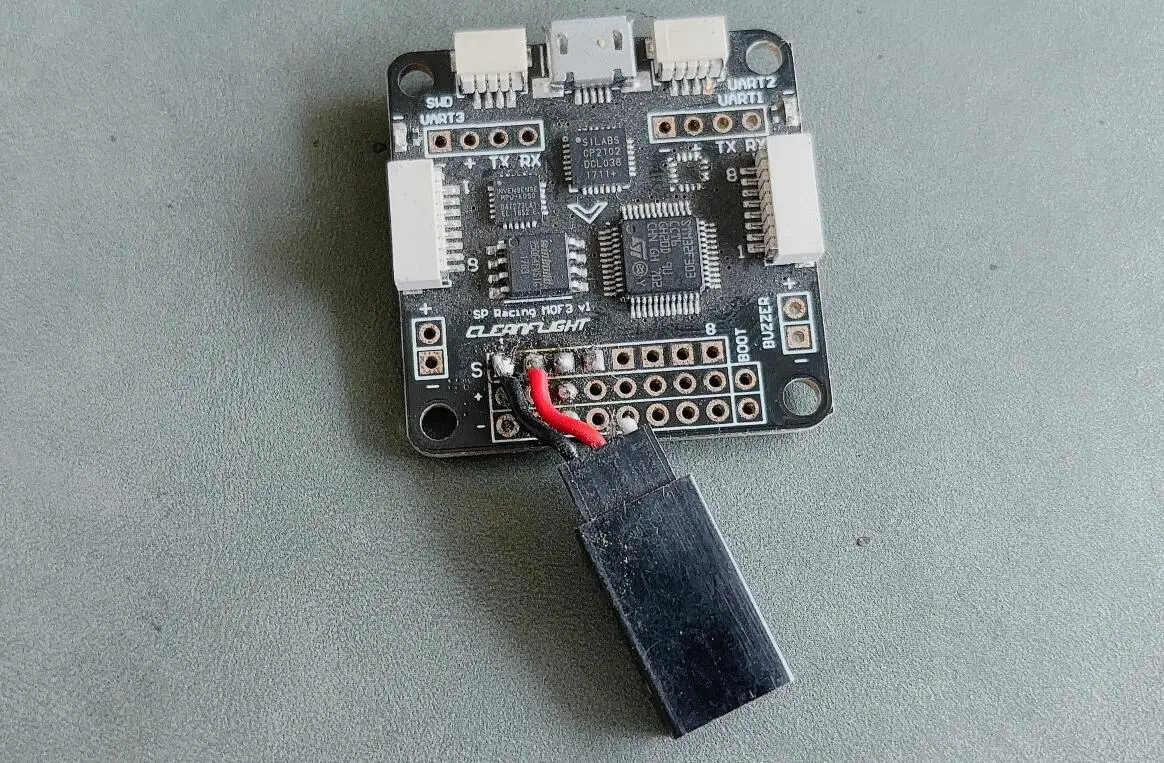 

Б/у SP Racing F3 MOF3 V1 Контроллер полета Cleanflight fc 32-битный процессор STM32F303CCT6 и акселерометр MPU6500 для RC FPV