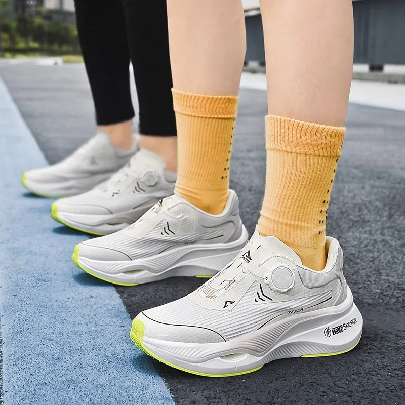 Hot New Professional Breathable Sprint Running Trainers Running Sneakers Lightweight Sprint Sneakers Sprint Sneakers