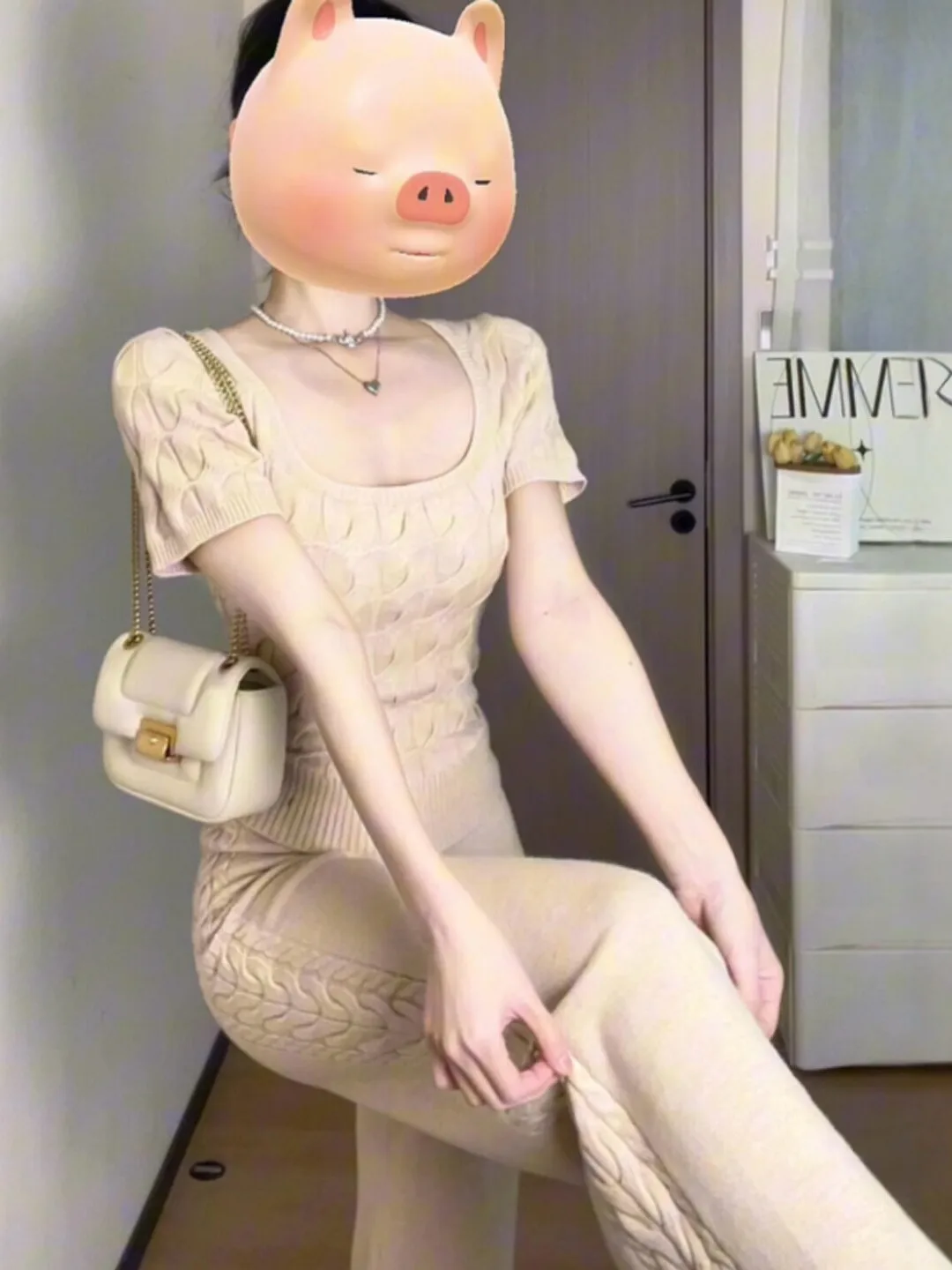 

Retro Stylish Knitted Sweater Straight Leg Pants Two Piece Set Elegant Ootd Summer 2026 Fashionable Comfortable Cotton Blend