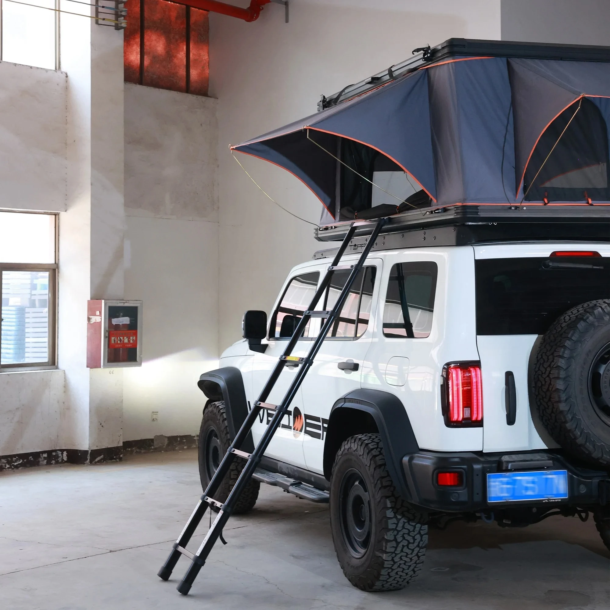

All Weather Overland Roof Top Tent with Awning Extension