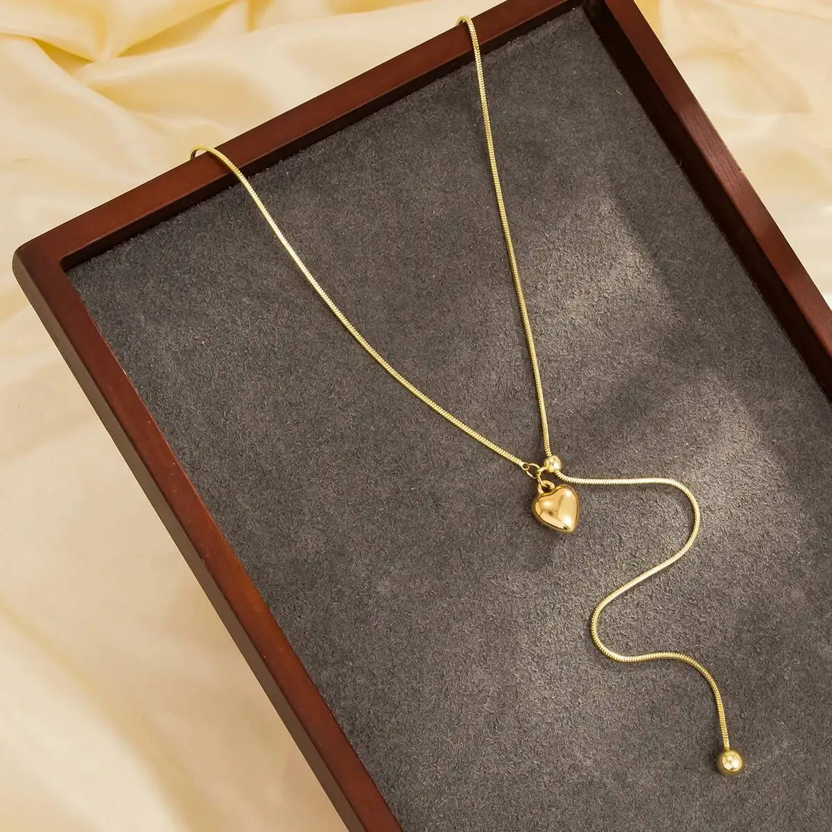 

PuRui Minimalist Stainless Steel Long Snake Chain Necklaces Women Luxury Love Heart Pendant Necklace Waterproof Neck Jewelry New