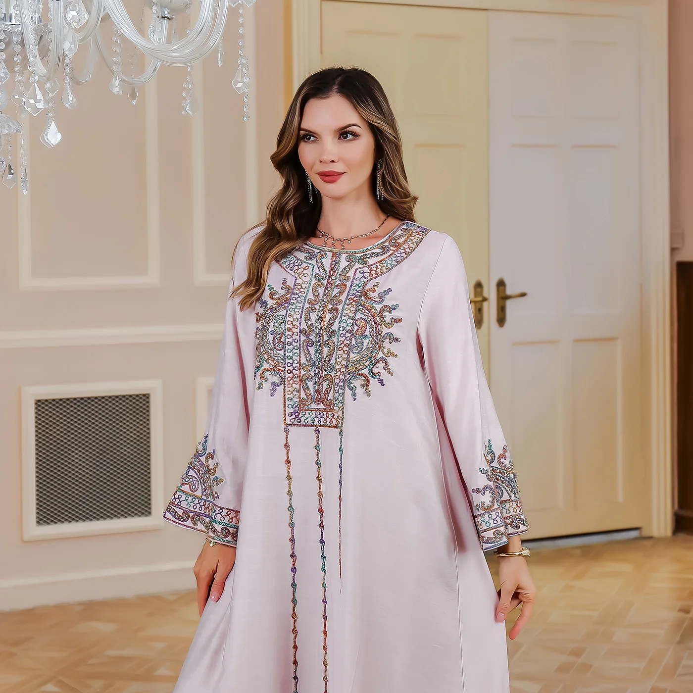 Abayas djellaba pour femmes musulmanes, Eid Djellaba, Embroidery Maxi fur s, Dubai Kaftan, Vêtements islamiques Caftan Marocain Femme Jalabiya Ramadan