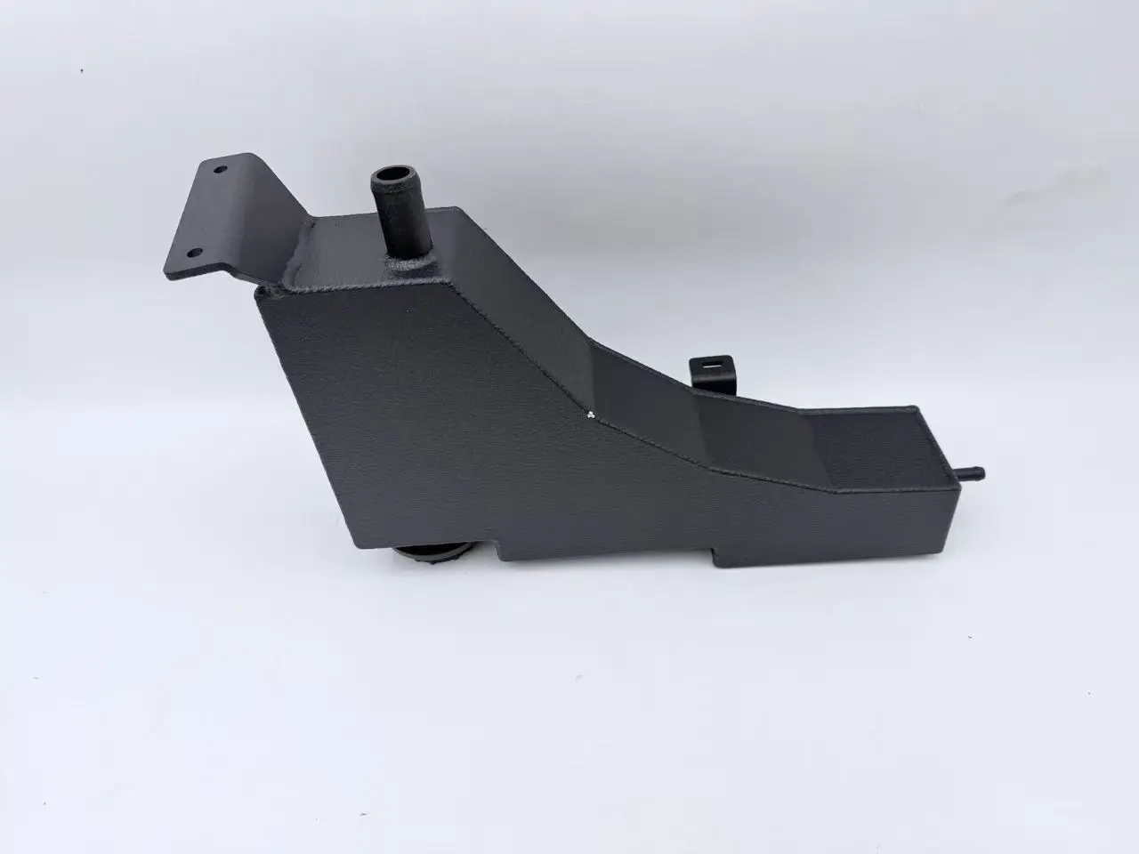 Black Aluminum Coolant Expansion Reservoir Tank For Ford F250 F350 Super Duty Excursion 99-05 Replace 2C3Z8A080AA F6DZ8100A view 2