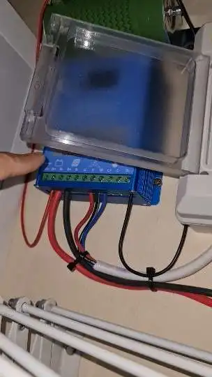 Solar &Wind Hybrid System MPPT Charge Controller Solar Controller 1kw 2kw 3kw  12V 24V Auto Regulator Home Use Wind Generator