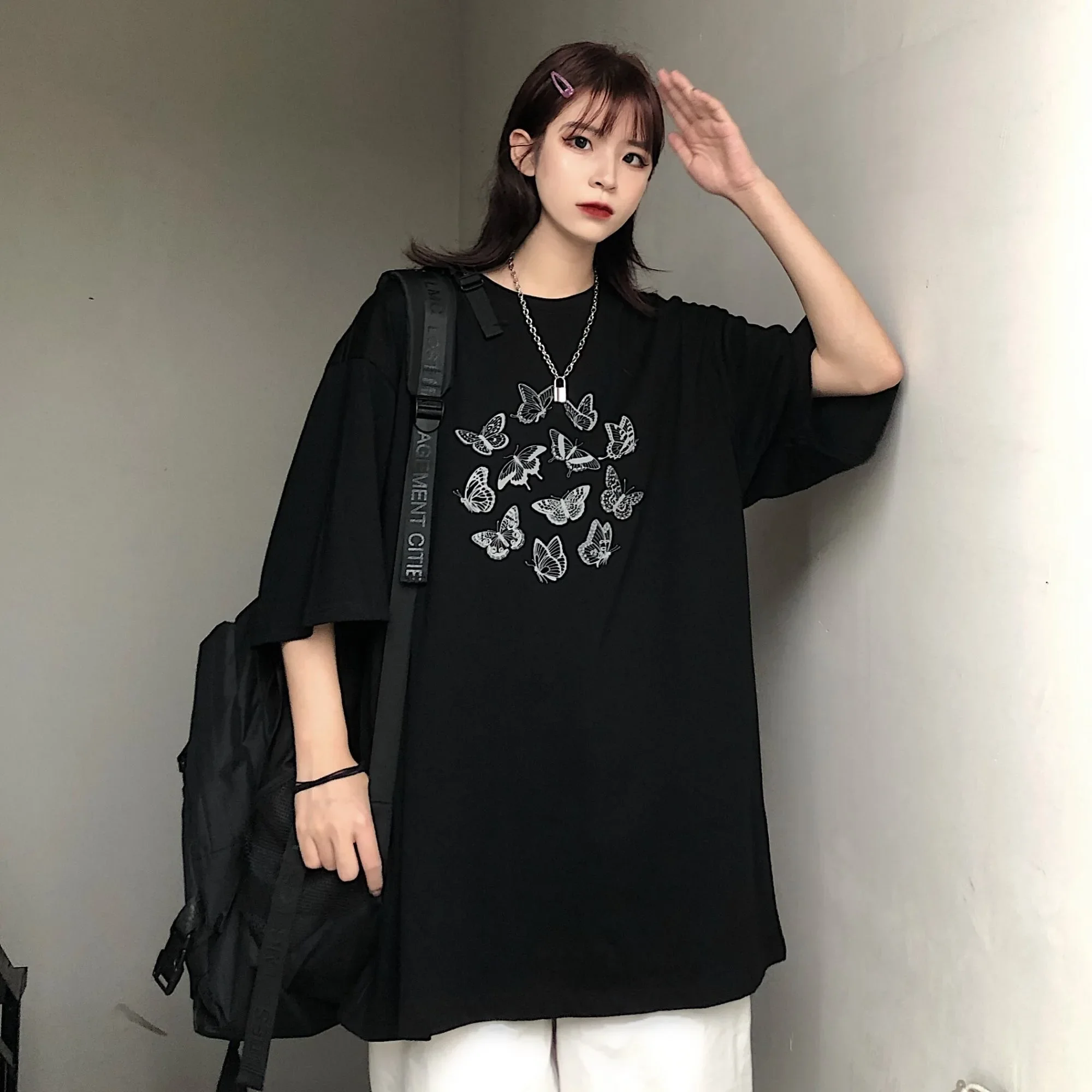 Kaus wanita Vintage Gotik lucu motif kupu-kupu atasan estetika kasual kaus ukuran besar lengan pendek hitam Harajuku Y2K