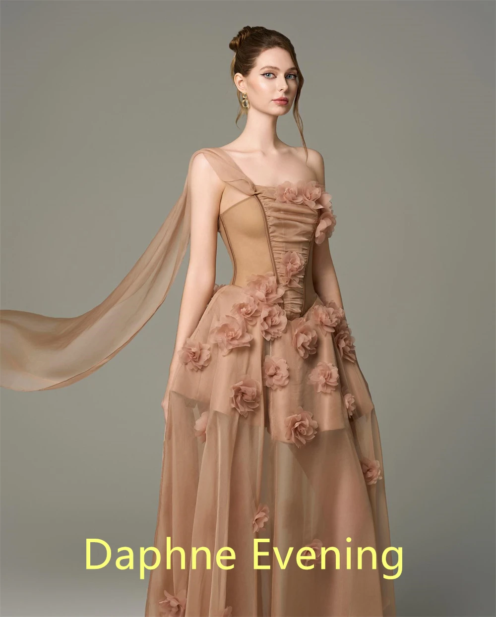 Robe de soirée en mousseline de soie Champagne délicate, personnalisée, sans bretelles, sans manches, robes de célébrité, fleurs, robe de soirée à lacets