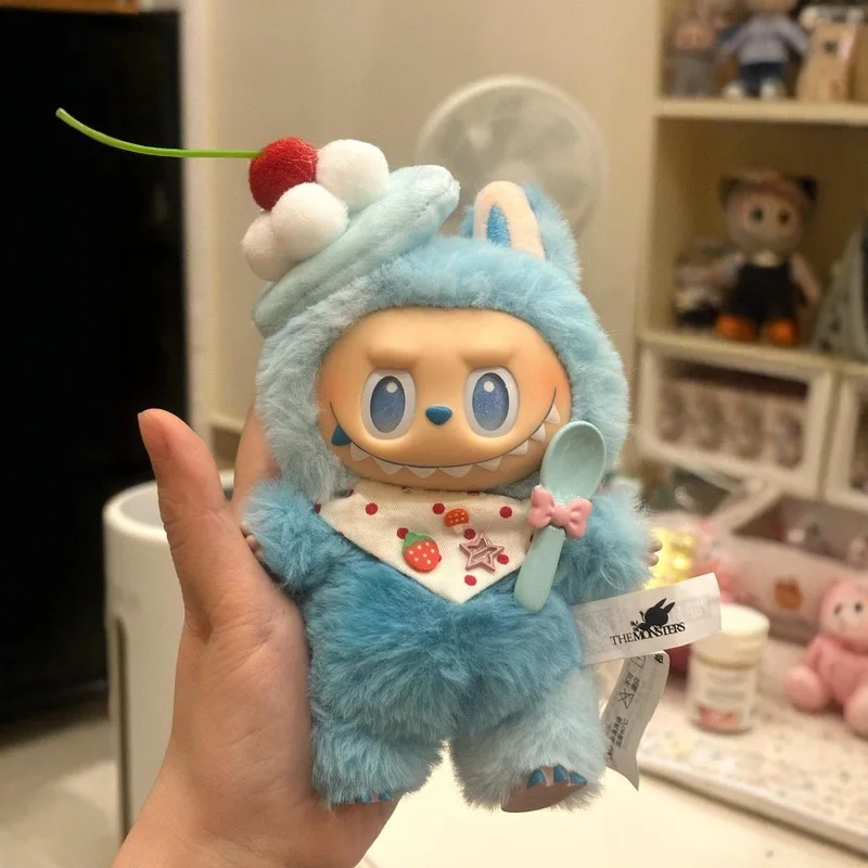 

Подходит только для одежды, холст Labubu3, передний высокоэнергетический винил, милое клубничное мороженое, аксессуары для детской одежды