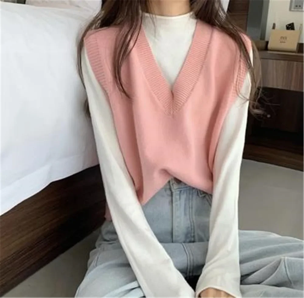 2024 Korean Sweater Vest Women Solid Autumn Winter All-match Leisure Outerwear Knitted V-Neck Sleeveless Female Elegant Simple