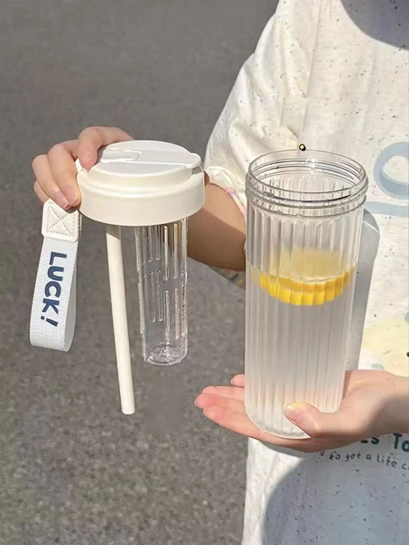 Water Cup for Women, New Model 2026, High-Looking, Large-Capacity Cup, Portable Plastic Straw Cup, Special Water Bottle for Students Going to School, 1Pcs