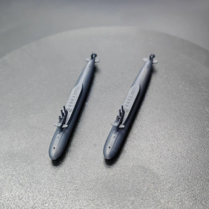 

2PCS 1/2000 Scale Model Type 092 Strategic Ballistic Missile Nuclear Submarine Miniature Xia Class Submarines Length 6cm/2.36in