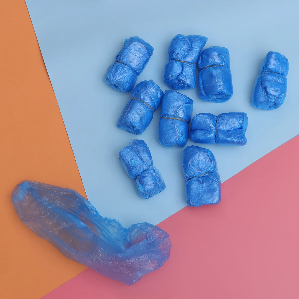 

100Pcs Waterproof Disposable Shoe Covers Blue Elasticated Fit Polyethylene for Home Office Car Hotel Carpet Cleaning Overshoes