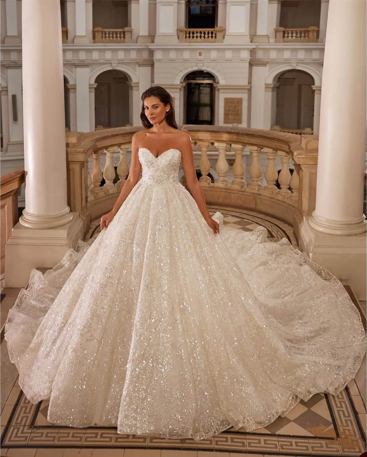 Bling Bridal Gown High Neck Ceremony Shiny Paillette Beading Ball Gown Wedding Dresses Sweep Train Vestido De Noiva Customized