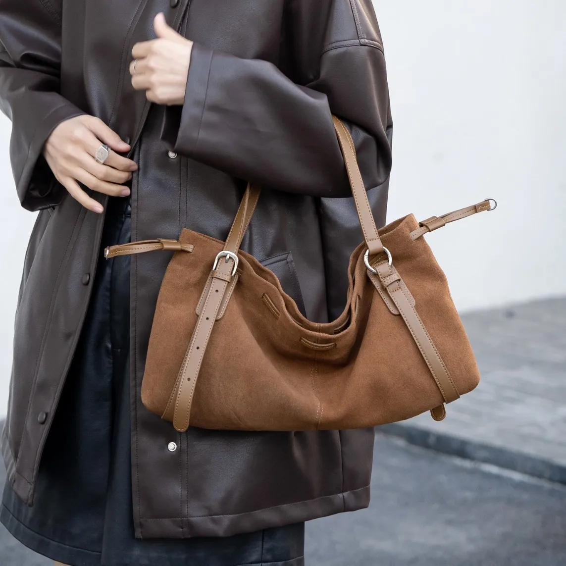 

Retro Matte Leather Dumpling-Shaped Small-Bag With Niche Design Pleated Drawstring Bag