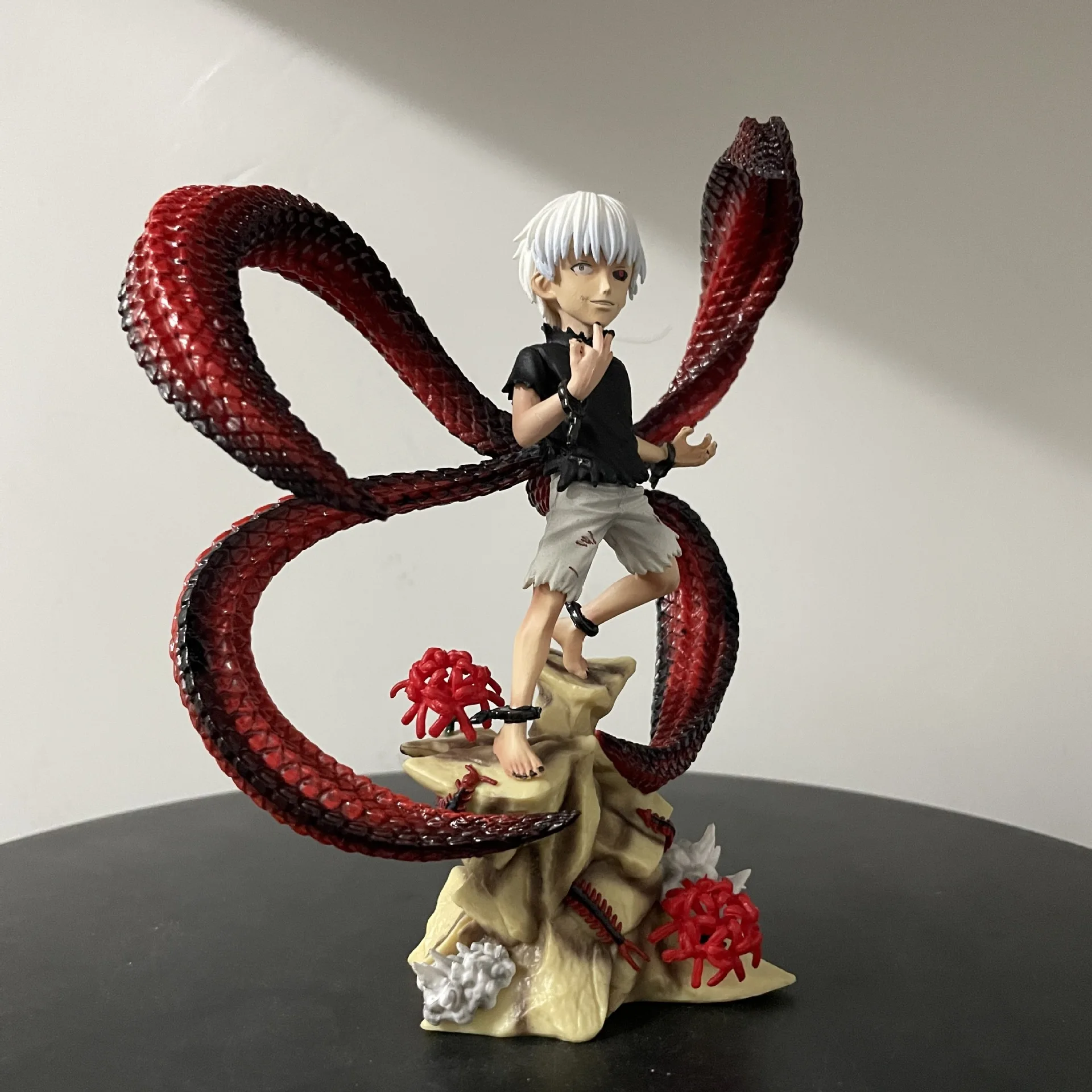 18cm Tokyo Ghoul Kaneki Ken Action Figure White Hair Dual-Headed Collectible Anime Ornament Gift for Fans