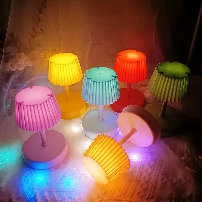 

LED Table Lamps Colorful Night Lamp Battery Powered Bedroom Bedside Atmosphere Bedroom Night Light Home Decorate Night Lighting