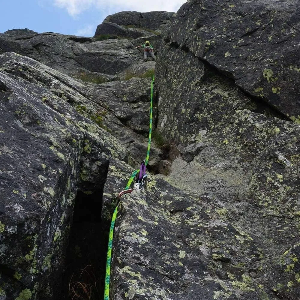 CQ10.5 mm  Dynamic Climbing Rope,Safety Nylon Kernmantle Rope for Rock Climbing, Tree Climbing, Ice Climbing, Mountaineering