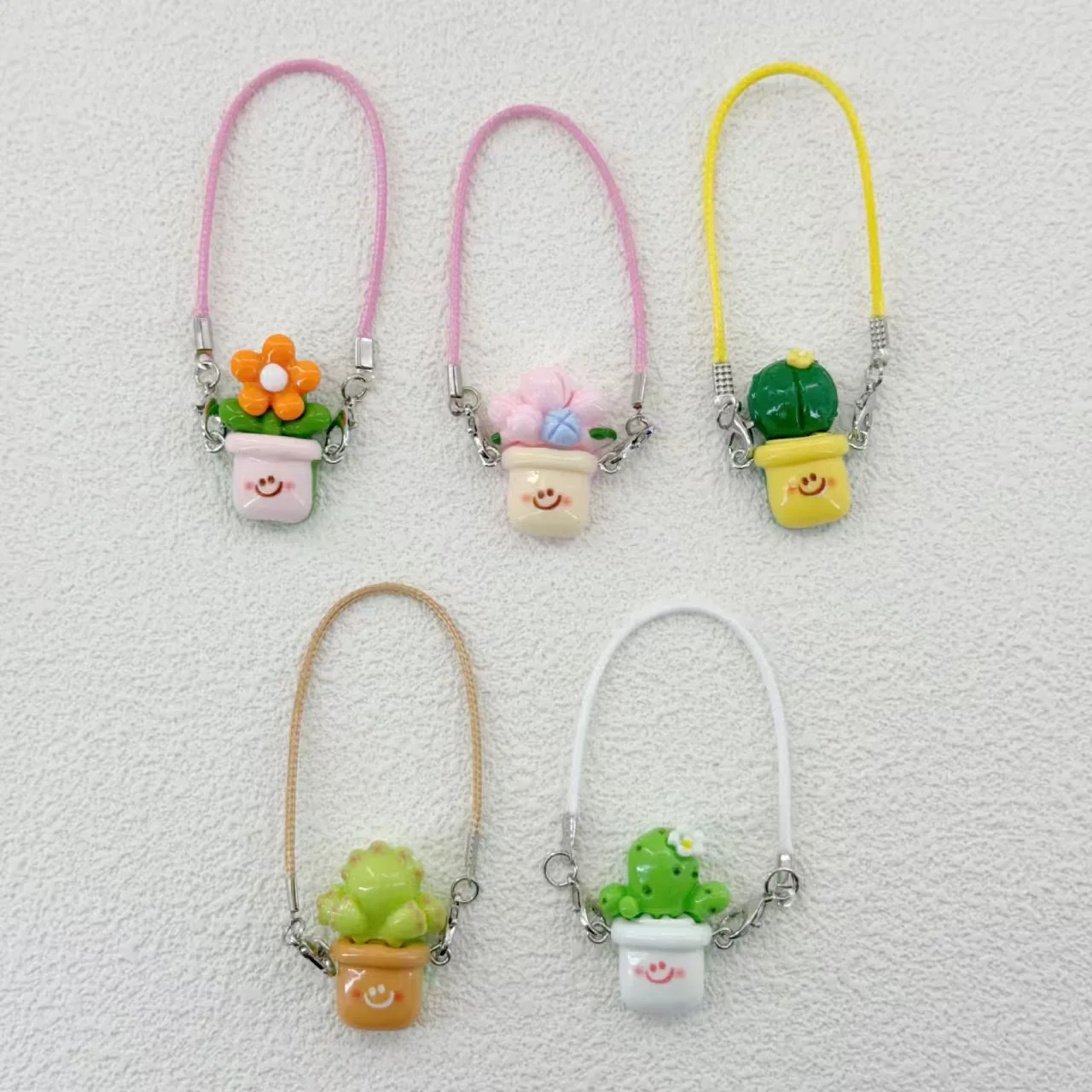 Adequado para 17cm labubu bonito dos desenhos animados casa de boneca acessórios decoração em miniatura boneca de pelúcia mini coelho modelo pingente brinquedo