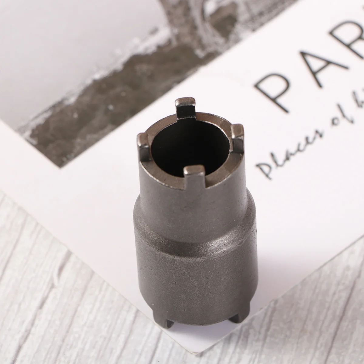 

Clutch Hub Spanner Tool 4-Pin Socket Wrench For Motorcycle Nut Remover Durable Steel Withdrawal Hand Tool Motorcycle