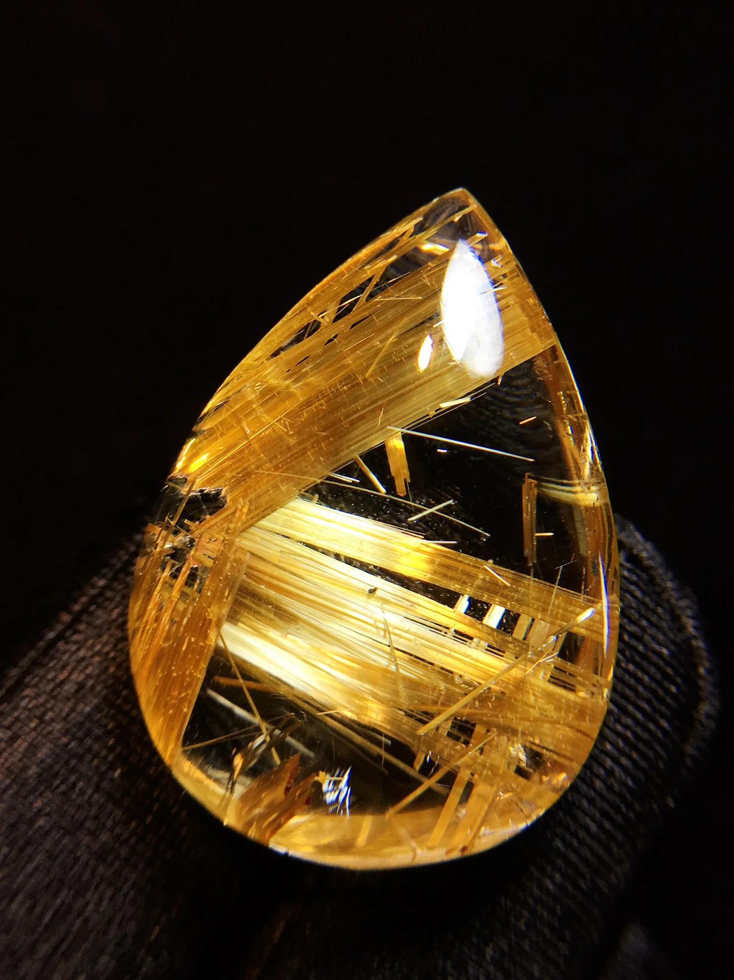 

Natural Gold Rutilated Quartz Pendant Pi Xiu Necklace Jewelry 31.4*22*10.3mm wealth Rutilated Women Men AAAAAAA