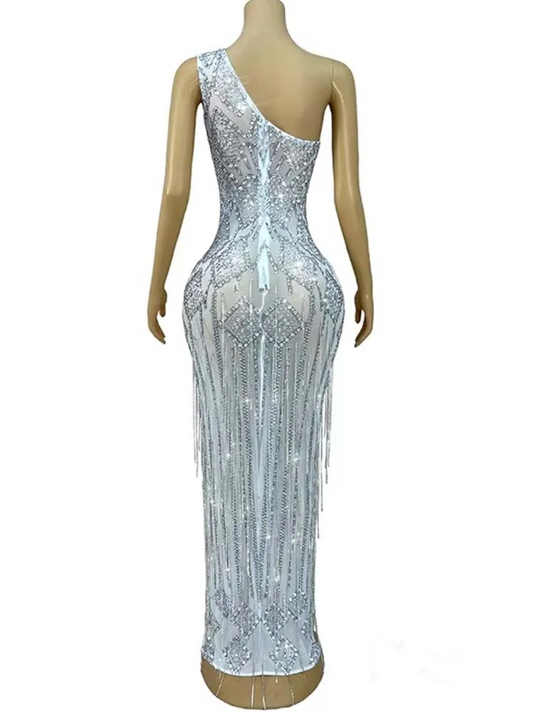 Wysokiej jakości frędzle z kryształkami seksowna ukośna sukienka na ramię elastyczna sukienka 2025 nowych moda niestandardowa odzież damska