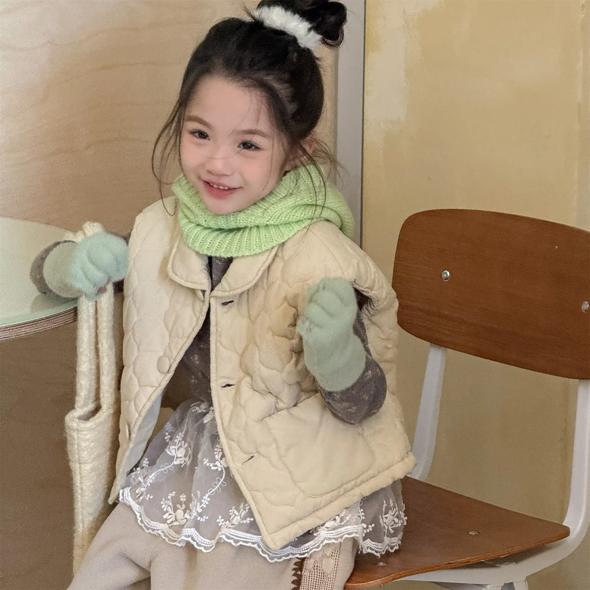 

2025 Winter New Children Sleeveless Warm Vest Solid Girls Thick Coat Boys Cotton Padded Vest Jacket Kids Cardigan Baby Clothes