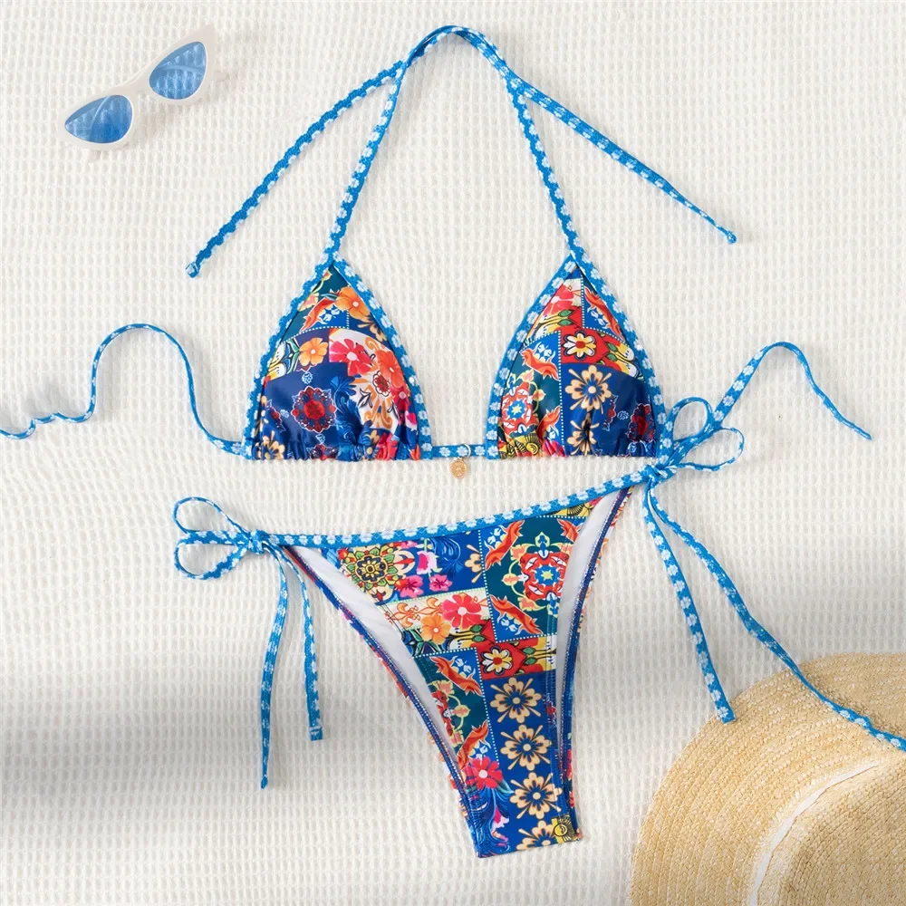 Niebieskie kwiatowe drukuj trójkątne mini bikini komplety seksowne mikro stringi strój kąpielowy 2024 Halter String stroje kąpielowe strój kąpielowy