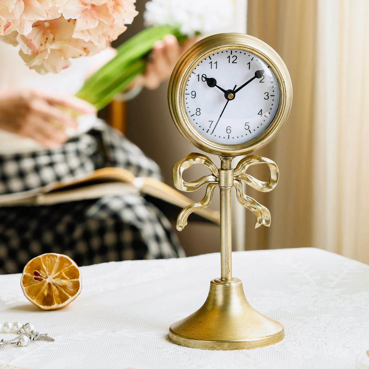 French table clock ornament bow living room home retro light luxury gold seat clock