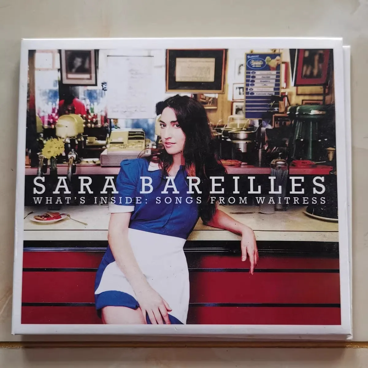 

Sara Bareilles What's Inside: Songs From Waitress – Gentle Piano Pop Female Vocals Broadway Musical Soundtrack Music Collectible