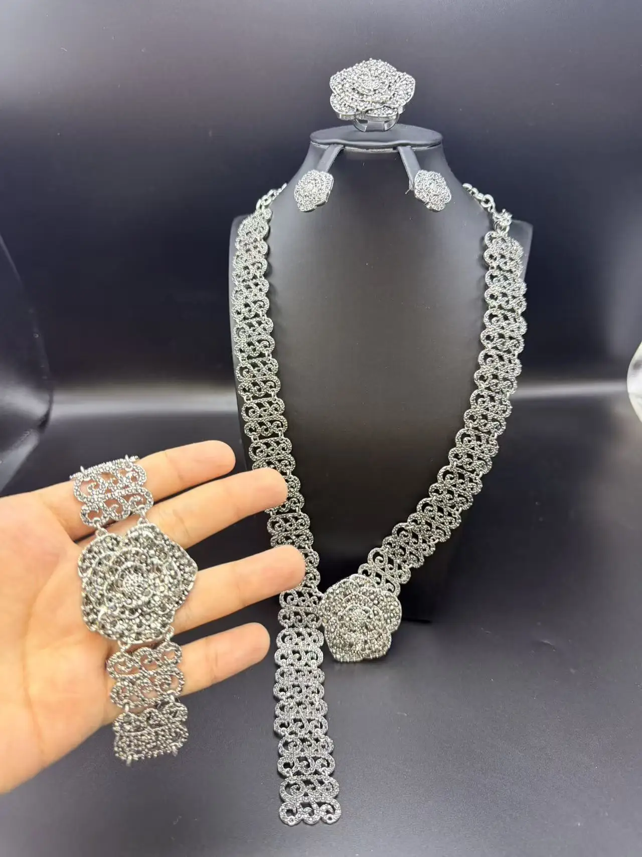 Stylish Women Long Necklace Earrings Ring Set Luxury CZ Crystal Flower Bridal Jewelry Set Elegant Dubai Party Wedding Jewellery