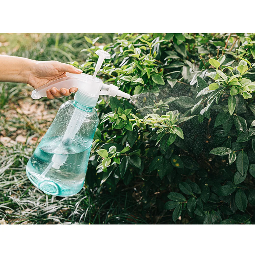 

1.5L Water Pressure Sprayer Plastic Garden Watering Can Leakproof Lightweight Durable Hand Pump For Outdoor Plants Air Freshener