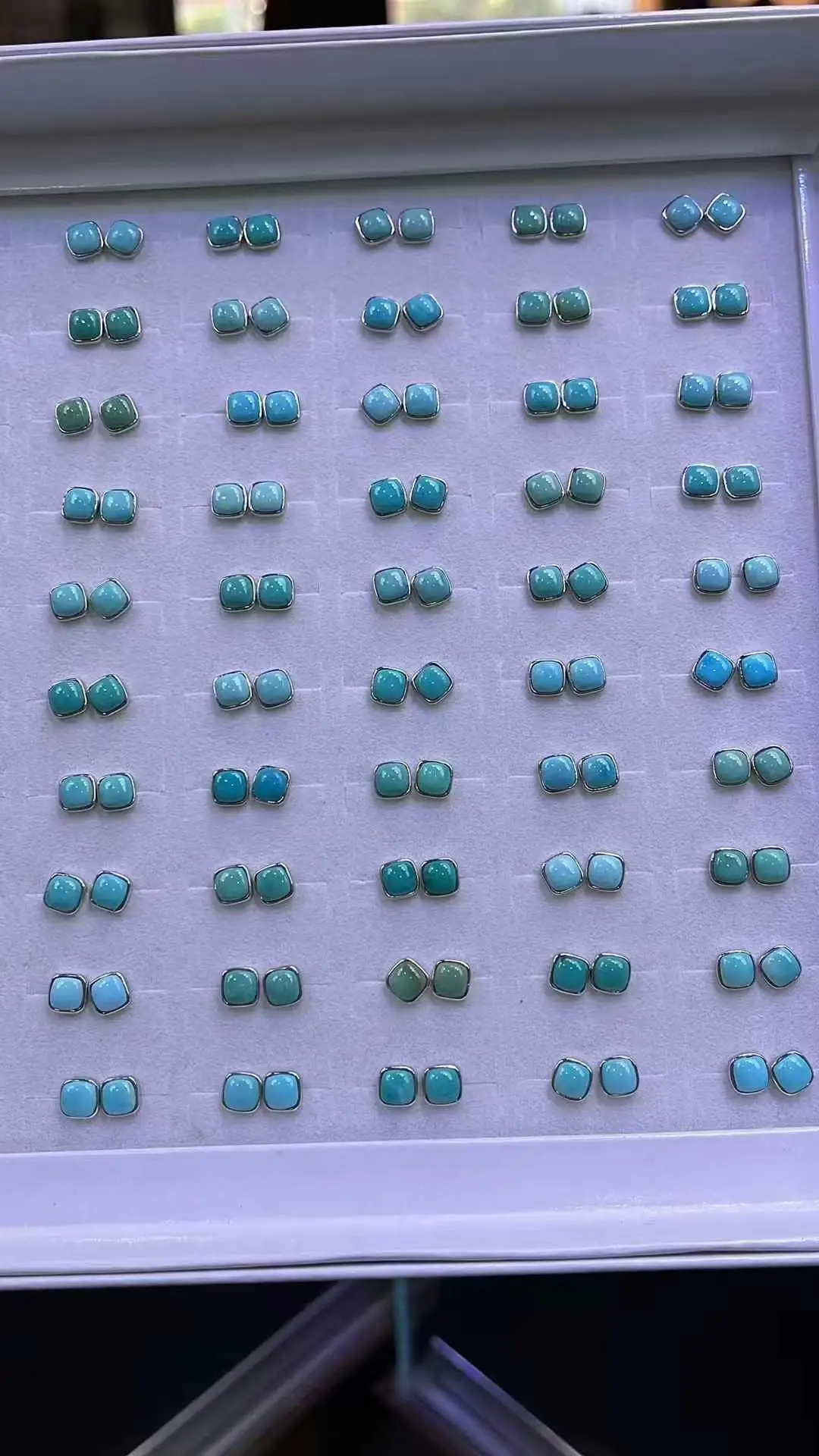 

Certificated Fashion 925 Silver Bazel Set 6x6mm Natural Turquoise Ear Stud For Men Raw Mine Gemstone Earring Genderless Jewelry