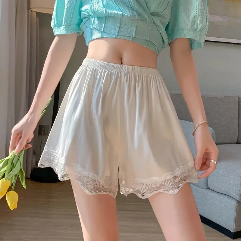 Lace anti-exposure home shorts can be worn without rolling thin summer insurance pajama pants lace safety pants women
