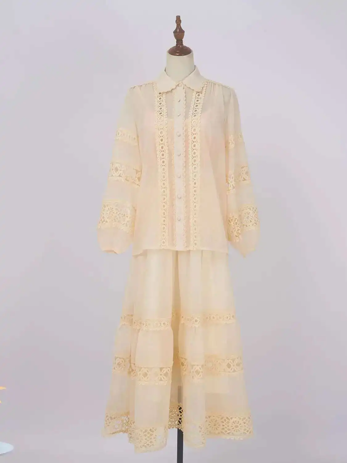 

Элегантные открытые платья Осенние комплекты из 2 предметов с вышивкой Женская рубашка + макси-юбка 3 шт. Свободные топы с эластичной резинкой на талии Длинная юбка Костюм