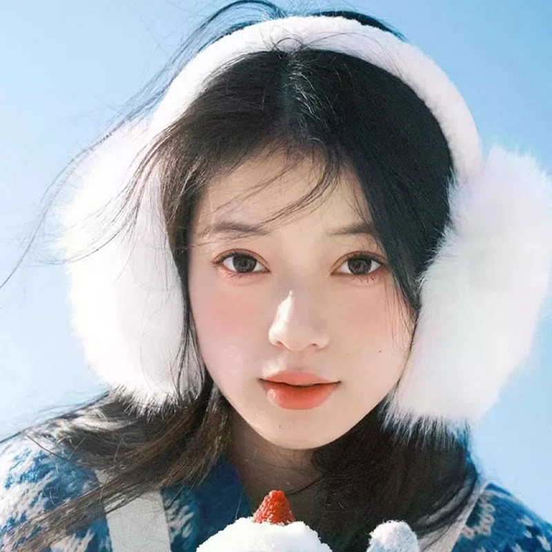 أغطية للأذنين بيضاء عالمية للنساء للشتاء من القطيفة الناعمة العصرية للاستخدام الخارجي ومضادة للخالية #2