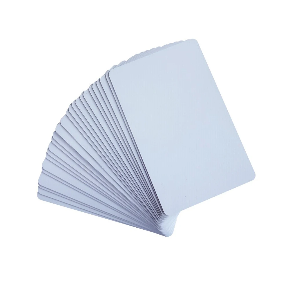 50 قطعة عالية لامعة فارغة بولي كلوريد الفينيل بطاقة الأعمال تصميم شعار اسم شكرا لك بطاقة الهوية مقاوم للماء وطباعة مزدوجة الجوانب وليس بطاقات NFC