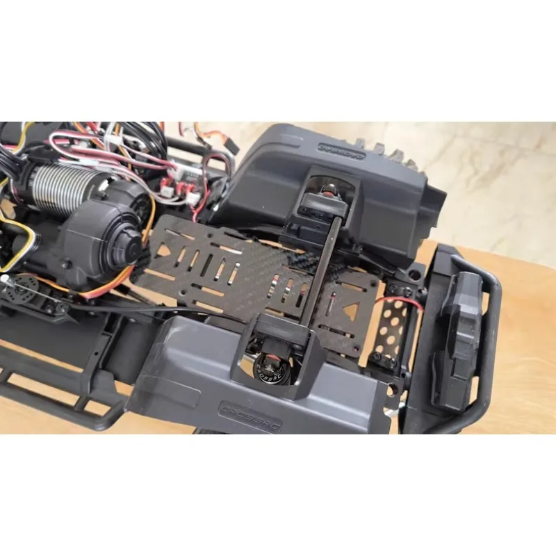 

CROSSRC EMO XL2 1/8 Scale RC Crawler Extended Carbon Fiber Battery Compartment Dual Strap Design Upgrade Parts Easy Installation