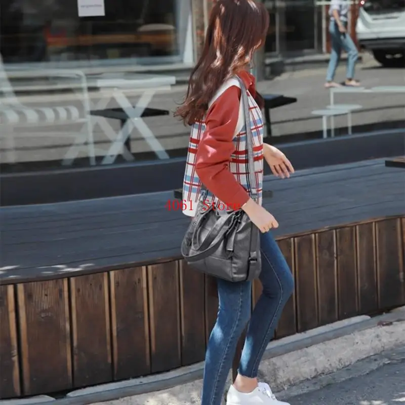 حقيبة كروس للنساء بمقبض علوي وحقائب يد من جلد البولي يوريثان مع حقائب كتف بحزام قابل للتعديل