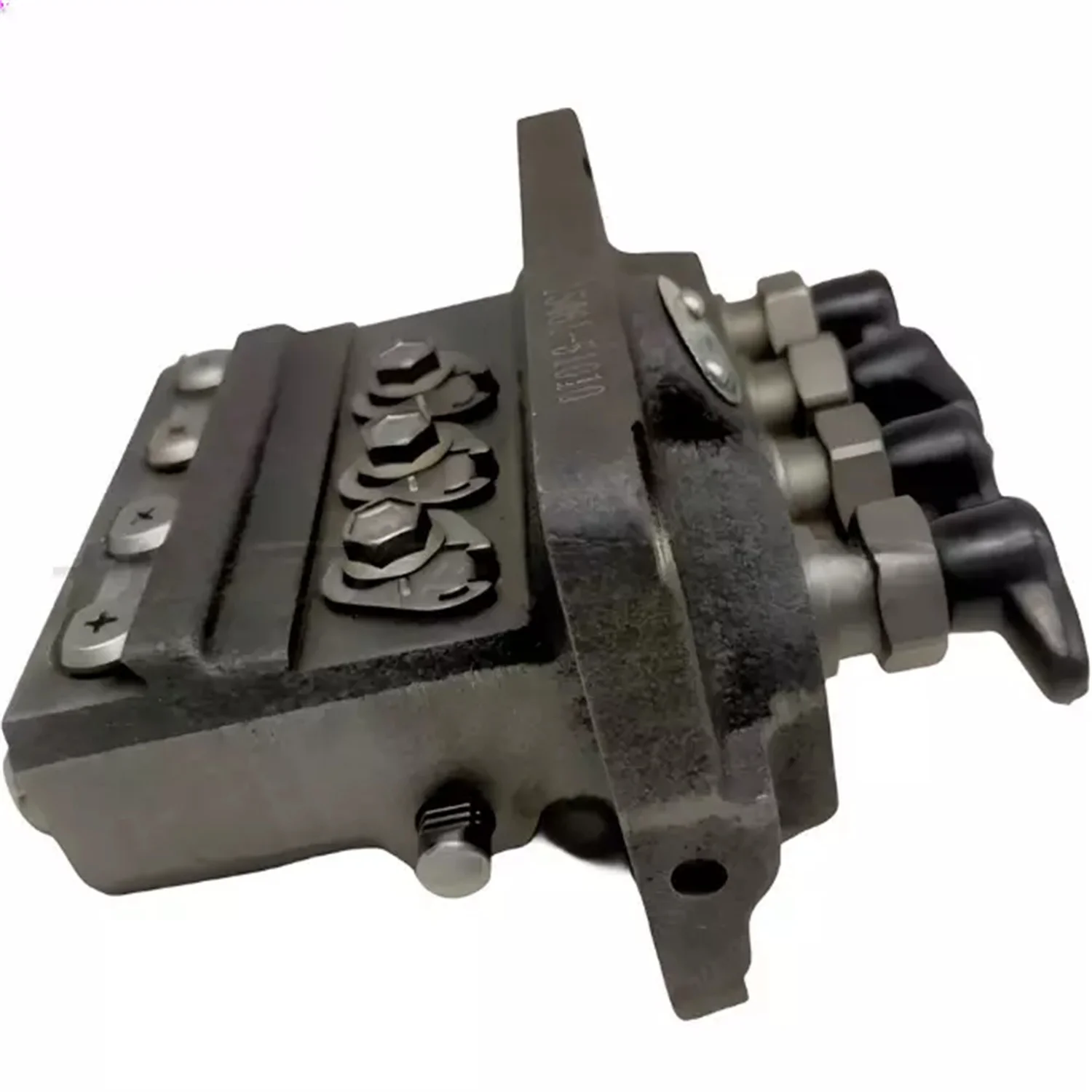 

Fuel Injection Pump 15461-51010 for V1502 V1702 V1902 Engine