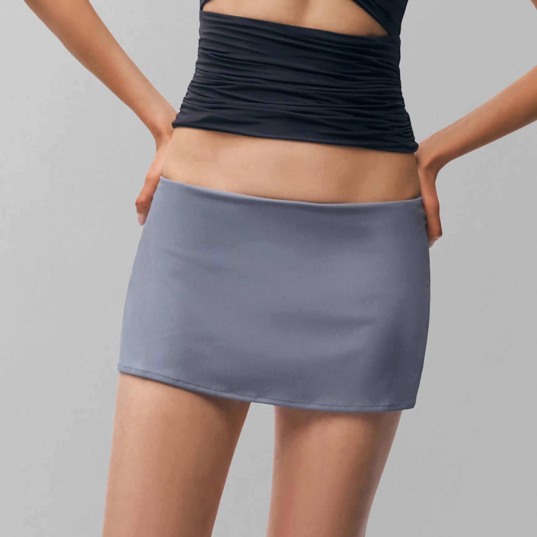 تنورة صغيرة جديدة متعددة الألوان لتغليف الورك رغبة نقية سراويل منخفضة الخصر تنورة ضيقة